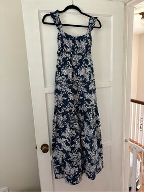 Abercrombie & Fitch Navy and White Floral Tiered Maxi Dress